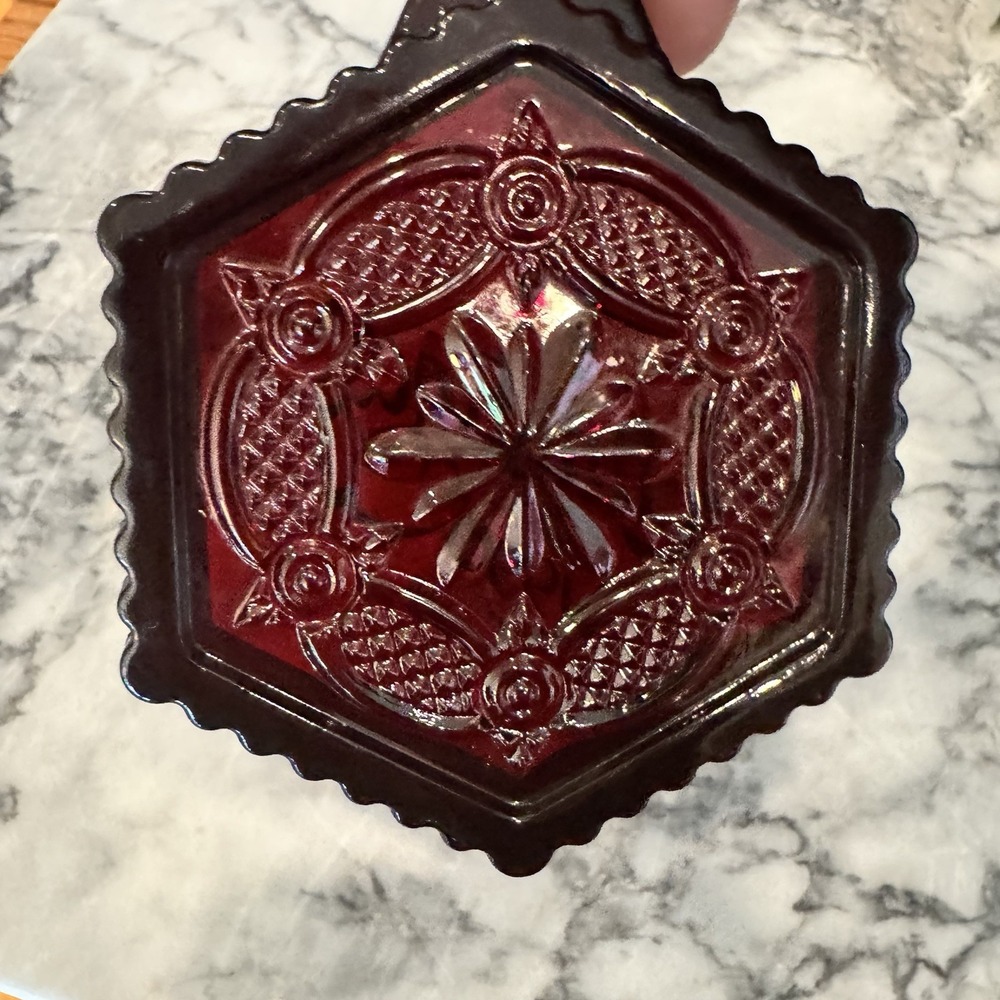 Avon Cape Cod "1876" replica  ~ Red Sandwich glass 1990 Christmas ornament